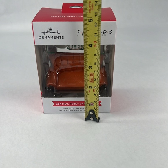 Hallmark Ornaments Friends Central Perk Cafe Couch 2022 - Picture 5 of 7